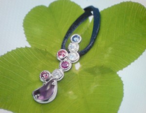 八木さんネックレス写真